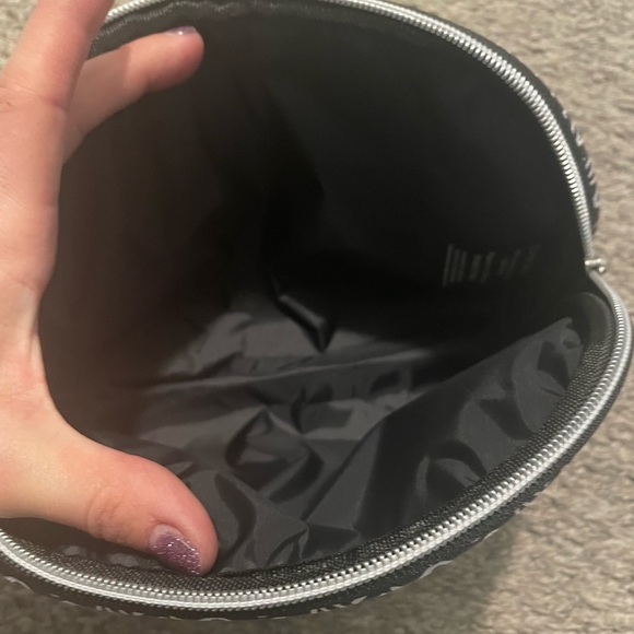 Bebe makeup case - Picture 6 of 9